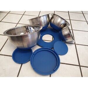 Wolfgang Puck Mixing Bowl Set Stainless Steel Nesting Bowls w/ Lids Silicone
